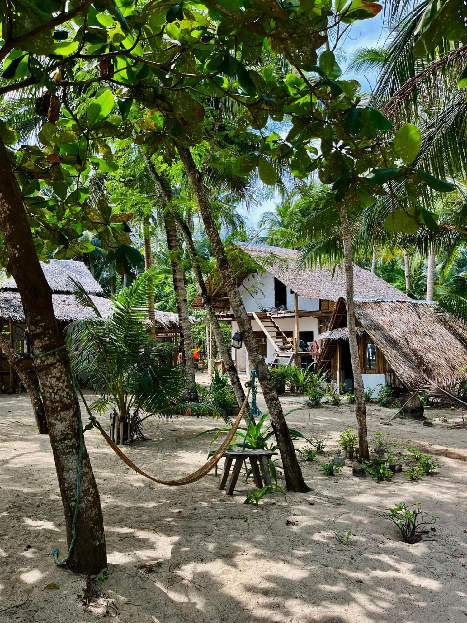 Efrena Agro Tourism Beach El Nido Exterior photo